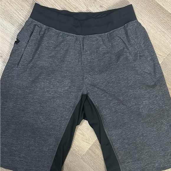Men's Gray Athletic Shorts - Picture 1 of 4